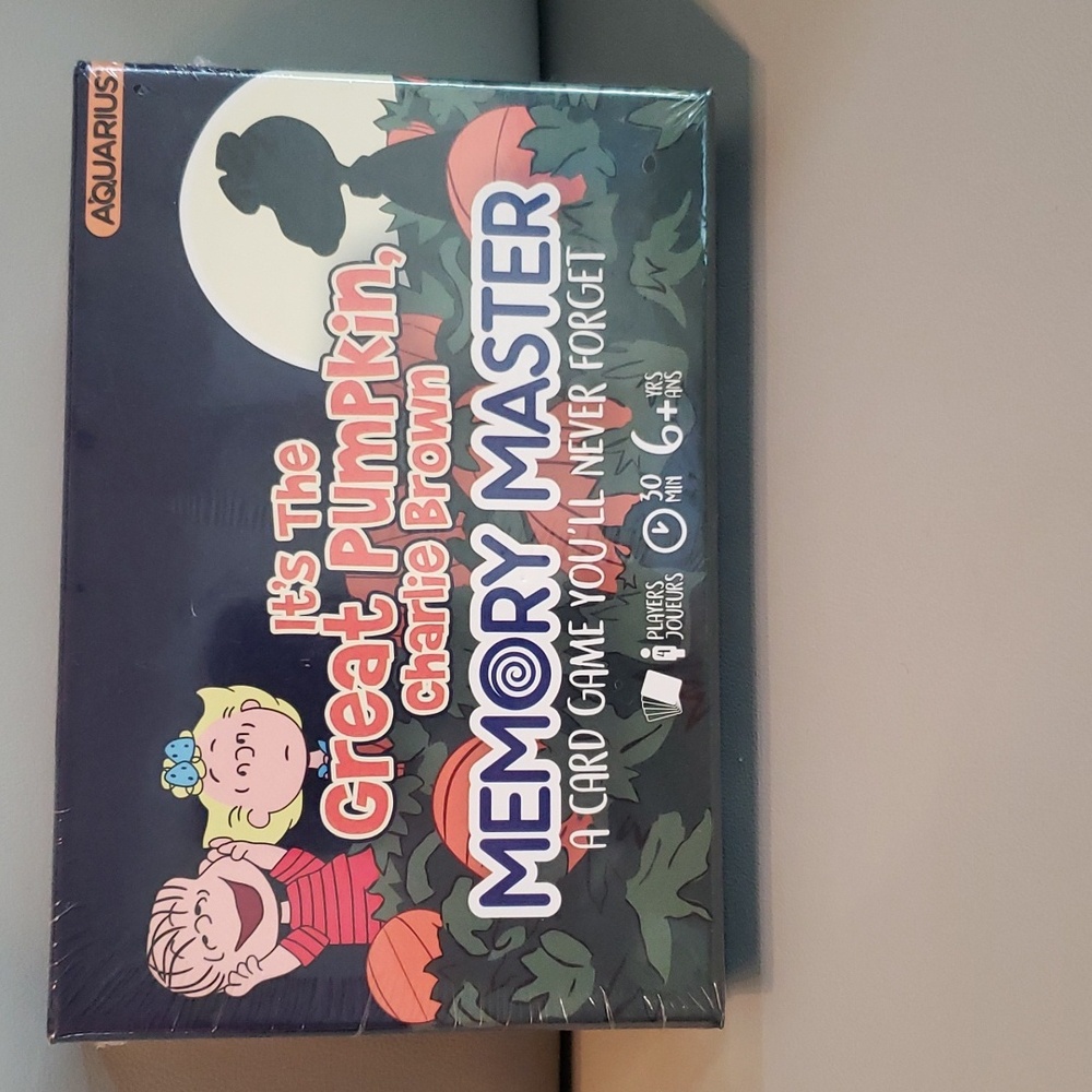 Peanuts "It's The Great Pumpkin, Charlie Brown" Memory Master Game NWT